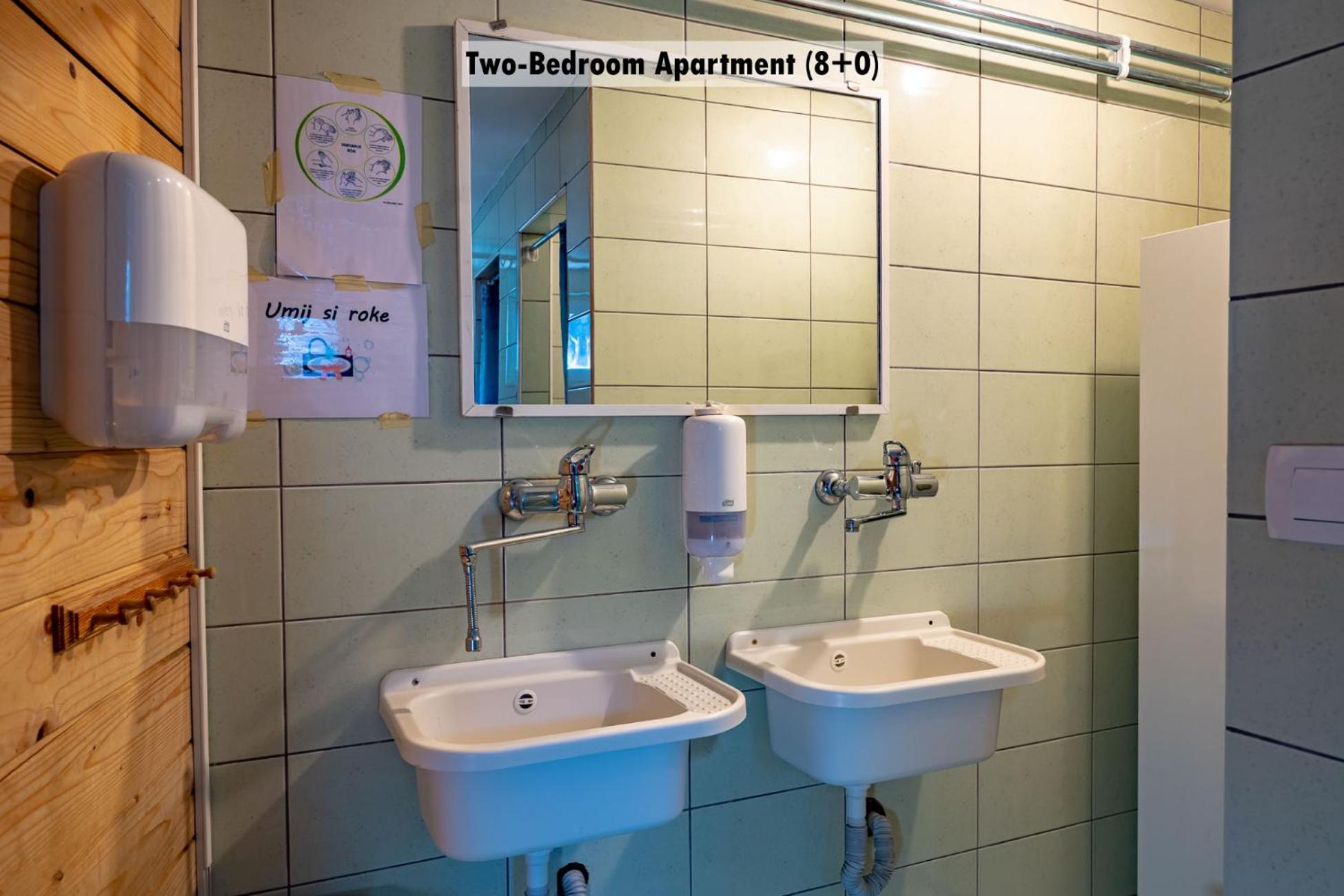 Apartments Farm House Uric Jesenice Εξωτερικό φωτογραφία