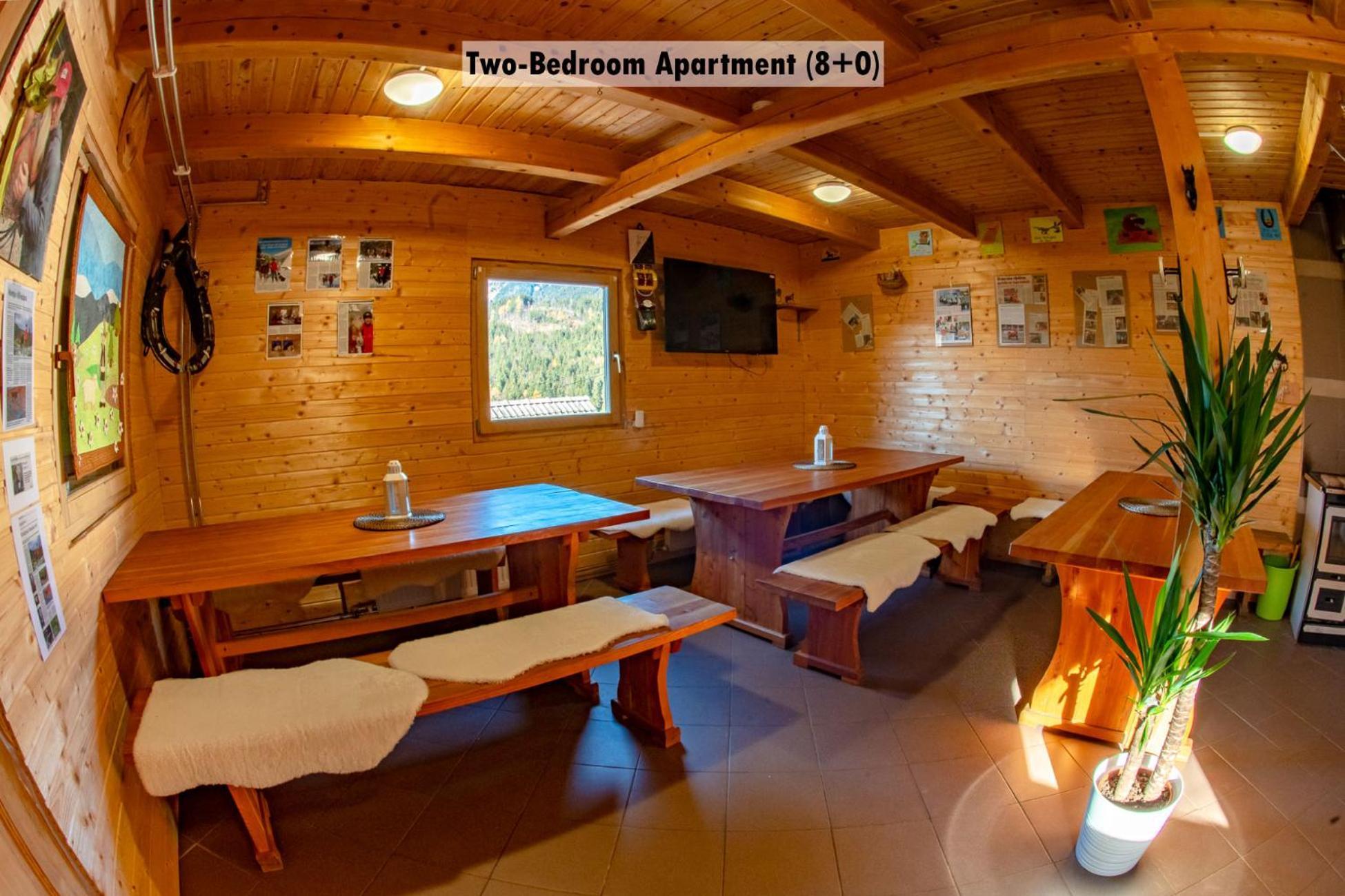 Apartments Farm House Uric Jesenice Εξωτερικό φωτογραφία